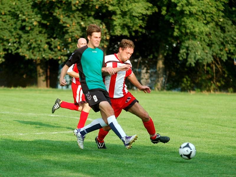 Okresní přebor: Viktoria Sedlec - Slavoj Vrdy 1:2, 31. srpna 2013.