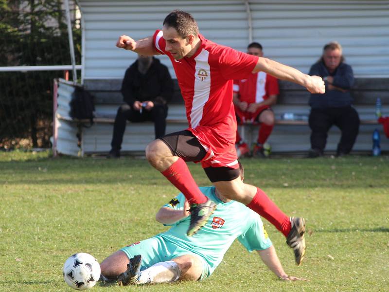 Fotbalová III. třída: TJ Sokol Červené Janovice - TJ Star Tupadly B 2:0 (0:0).