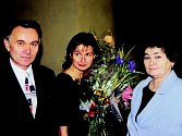 Spisovatelka Radka Denemarková s rodiči Jiřinou a Františkem Zajíčkovými.