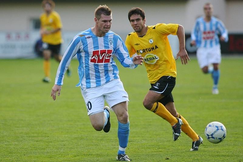 Z utkání II. ligy Čáslav - Bohemians 1905 1:1, sobota 27. září 2008