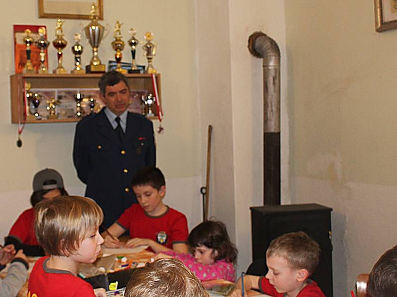 Sbor dobrovolných hasičů v záboří nad Labem