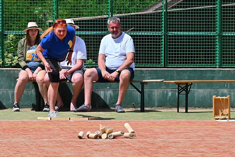 Při Jarní zlaté zručské mölkky bojovalo 24 družstev.