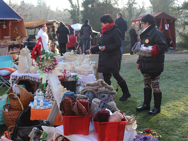 Adventní jarmark a prohlídky ve Žlebech