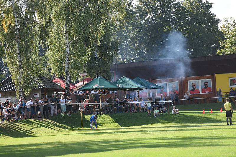 Červené Janovice : Nové Dvory 7:1.