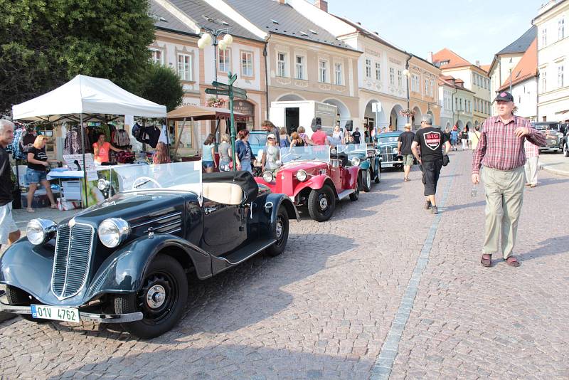 Desátá Veteran Rallye v Kutné Hoře.