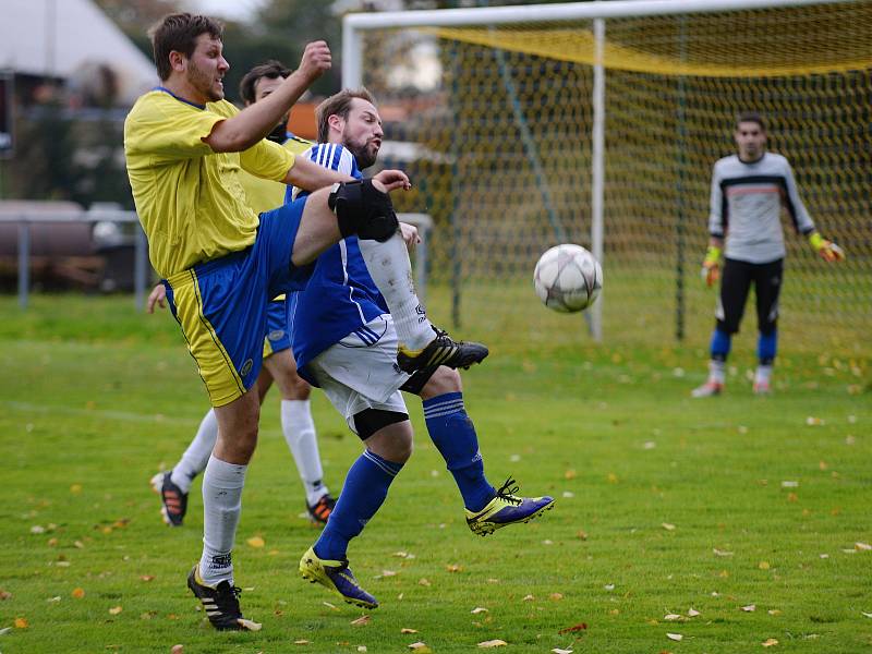 Utkání 7. kola okresního fotbalového přeboru: Zbraslavice - Sázava B 2:3.