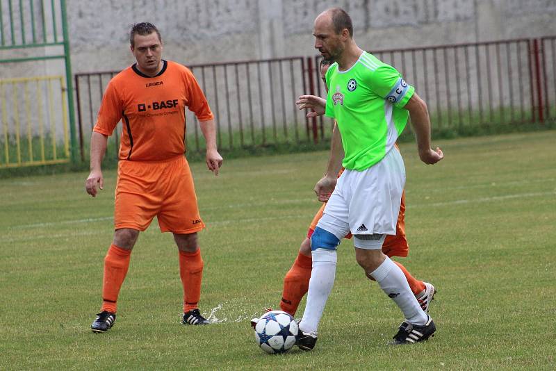 Hlízov se v Bečvárech mohl radovat z vítězství 5:0.