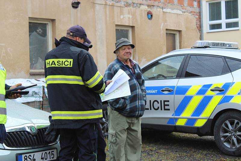 Policisté a hasiči hledali v rámci taktického cvičení dvě osoby.