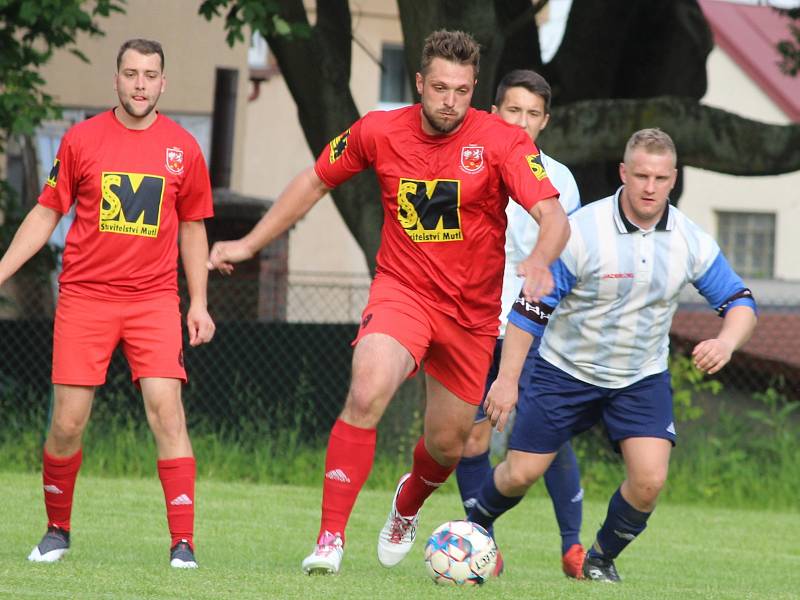 Letní liga Pivovaru Kutná Hora: TJ Viktoria Sedlec - TJ Sokol Červené Janovice 3:4 (0:2).