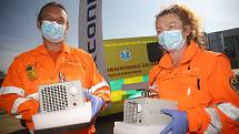 Z předání generátorů ozónu záchranářům darem od společnosti Foxconn v Kutné Hoře.