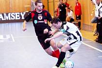 4. kolo Chance futsal ligy: Benago Zruč - Balticflora Teplice 8:6, 22. října 2011.