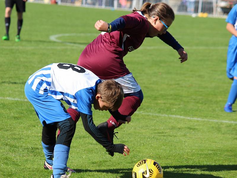 Fotbalový okresní přebor mladších žáků: FK Uhlířské Janovice - FK Čáslav C 9:2 (6:1).