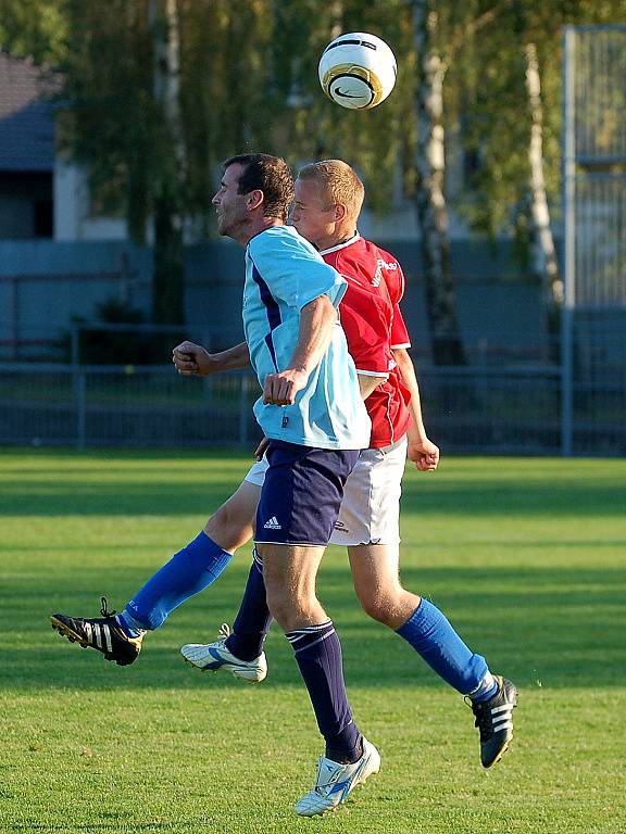 Pohár OFS: Uhlířské Janovice B - Sedlec, 18. září 2012.