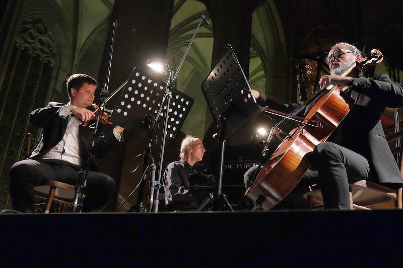 Mezinárodní hudební festival Kutná Hora: Roman Patočka (zleva), Igor Ardašev, Jiří Bárta.