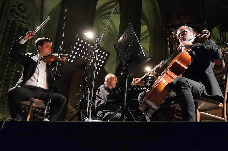 Mezinárodní hudební festival Kutná Hora: Roman Patočka (zleva), Igor Ardašev, Jiří Bárta.