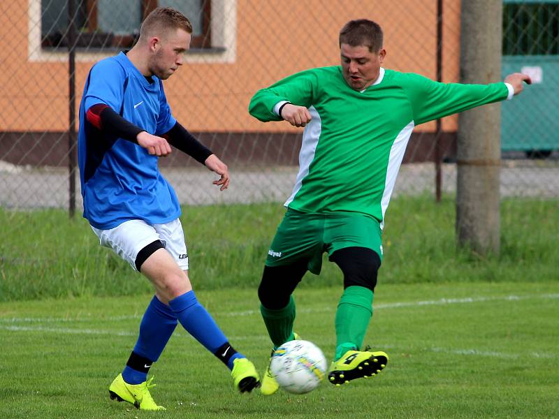 Fotbalová III. třída: TJ Sokol Červené Janovice - FC Bílé Podolí B 1:2 pk (0:0).