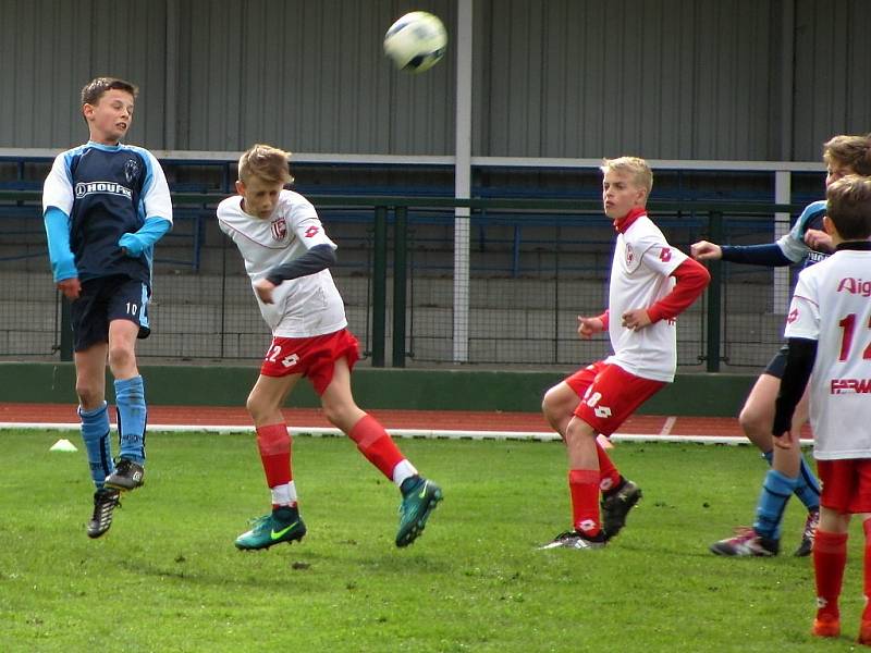 Česká liga žáků U13, čtvrtek 13. dubna 2017: FK Čáslav - FK Pardubice 2:9.