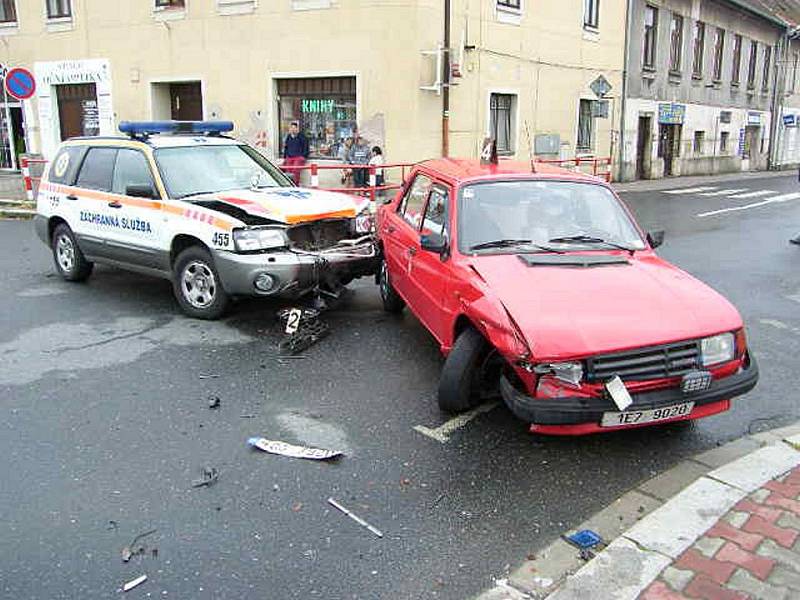 Dopravní nehoda v Uhlířských Janovicích.