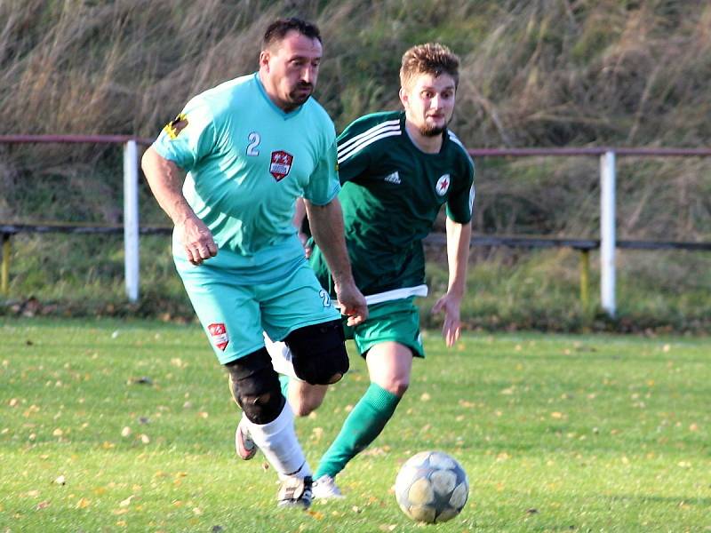 Fotbalová III. třída: TJ Dynamo Horní Bučice - TJ Sokol Červené Janovice 3:0 (2:0).