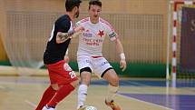 První zápas semifinále play off Chance futsal ligy vyhrála Slavia Praha ve Zruči nad Sázavou 4:3 po prodloužení.