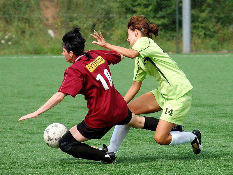 Ženský fotbal - příprava: Kutná Hora - Hradišťko, 8. srpna 2010.