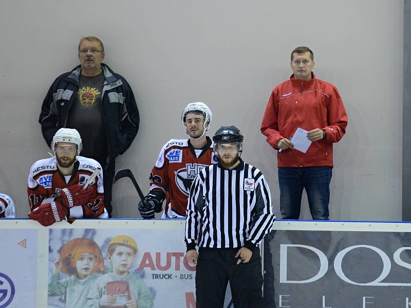 Hokejisté Čáslavi porazili ve třetím přípravném utkání Světlou nad Sázavou 6:1.