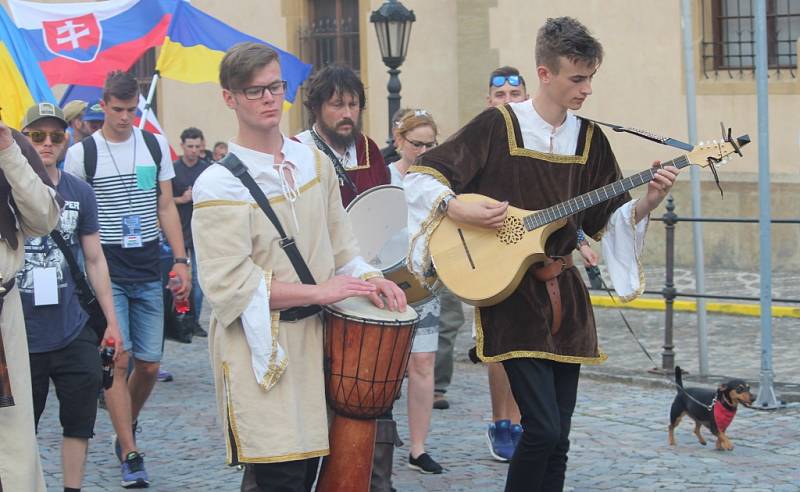 Začalo mistrovství Evropy juniorů v lovu kaprů 