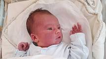 Jan Vlastimil Zrucký se narodil 16. listopadu 2021 v 7:14 hodin v čáslavské porodnici. Vážil 3400 gramů a měřil 50 centimetrů. Domů do Čáslavi si ho odvezli maminka Sára, tatínek Jan, osmiletá sestřička Laura a dvouletá sestřička Zora.