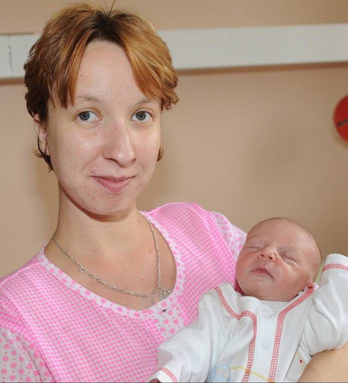 Nicol Vyletová se narodila 10. října v Kolíně. Vážila 2 570 gramů a měřila 48 centimetrů. S maminkou Michalou, tatínkem Pavlem a tříletým bráškou Pavlem žijí společně v Žišově u Uhlířských Janovic.