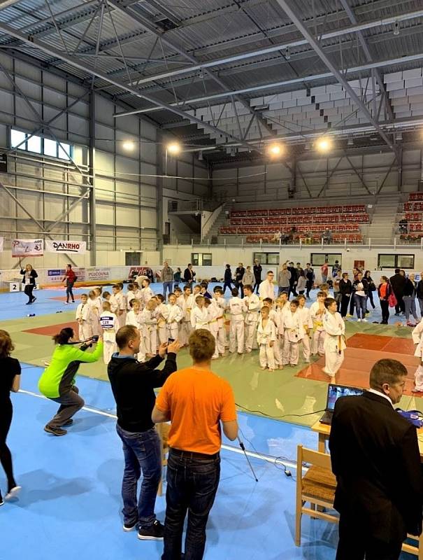 Ze třetího kola 32. ročníku judistické Polabské ligy na zimním stadionu v Čáslavi.