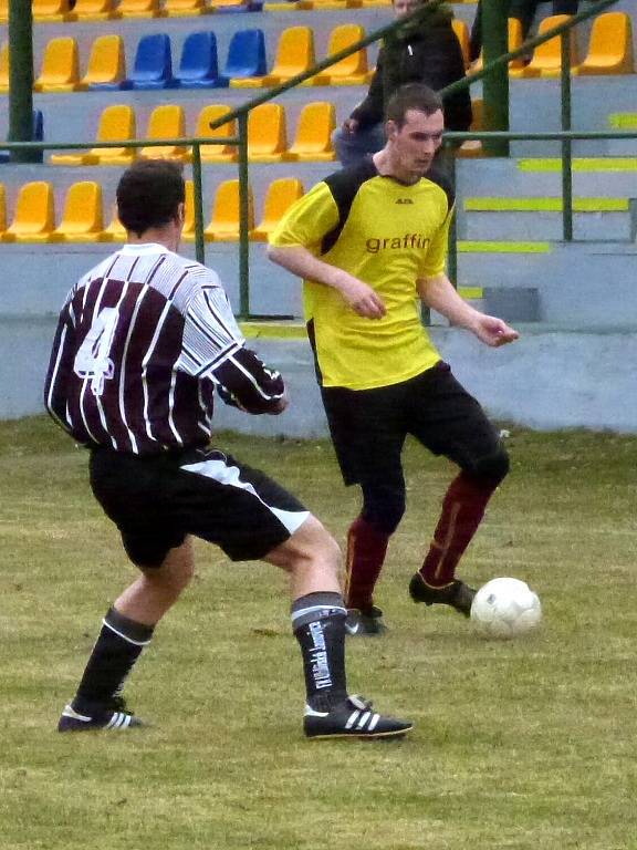 Okresní přebor: Kácov - Uhlířské Janovice B 3:1, 6. dubna 2013.