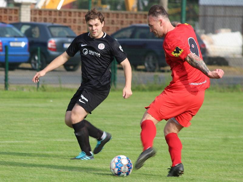 Letní liga Pivovaru Kutná Hora: TJ Sokol Červené Janovice - SK Malešov 7:3 (3:1).