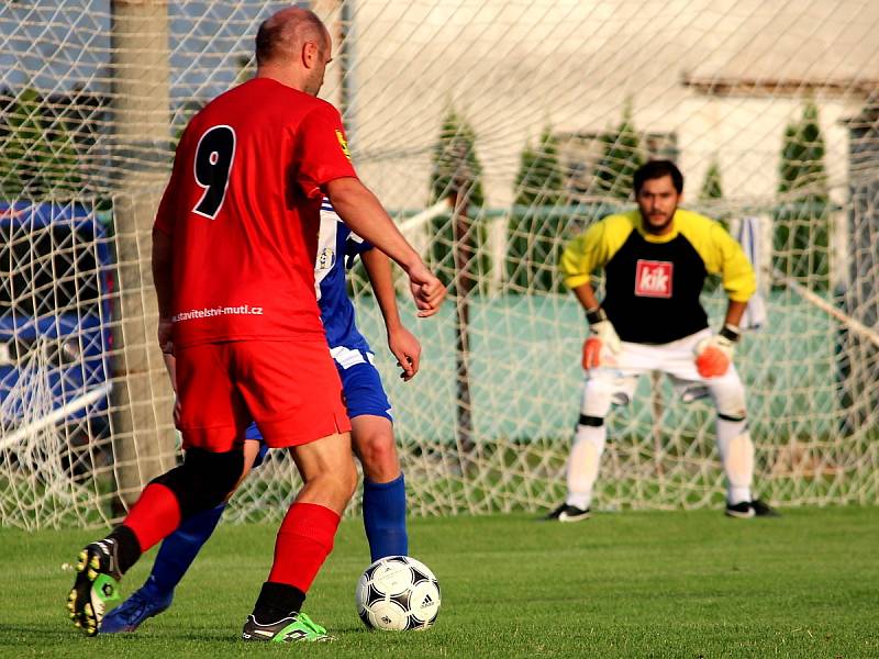 Fotbalová III. třída: TJ Sokol Červené Janovice - FK Kavalier Sázava B 3:4 (2:2).