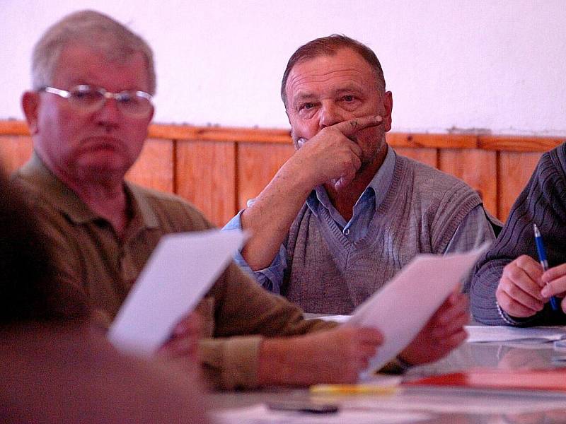 Poslední zasedání stávajícího uhlířskojanovického zastupitelstva, 30. září 2010