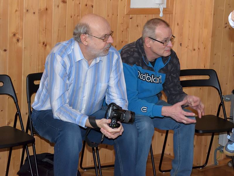 Tělocvična Spolkového domu ve Zruči v neděli hostila dětský karneval.