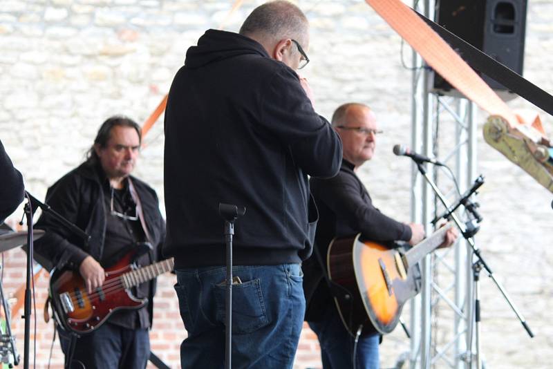 Gastrofestiva v Kutné Hoře lákal i přes chladnější počasí.