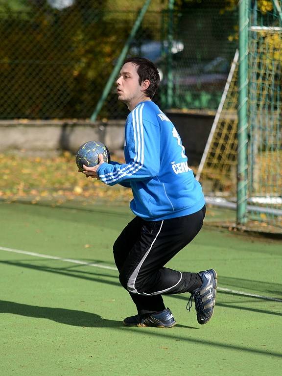 Kutnohorští házenkáři porazili Lokomotivu Vršovice, 13. října 2013.