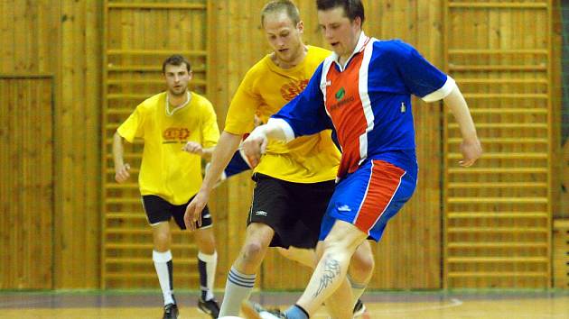 První zápasy semifinále CD futsalové ligy, 8. dubna 2010.