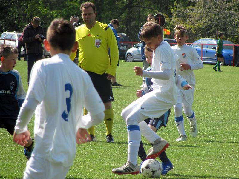 Mladší žáci FK Čáslav na 21. ročníku Memoriálu Františka Lhotáka, mezinárodním fotbalovém turnaji U12 v Malešově.