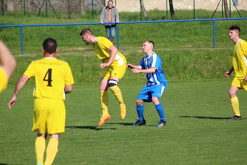 Z fotbalového utkání I.B třídy Suchdol - Sázava (1:3)