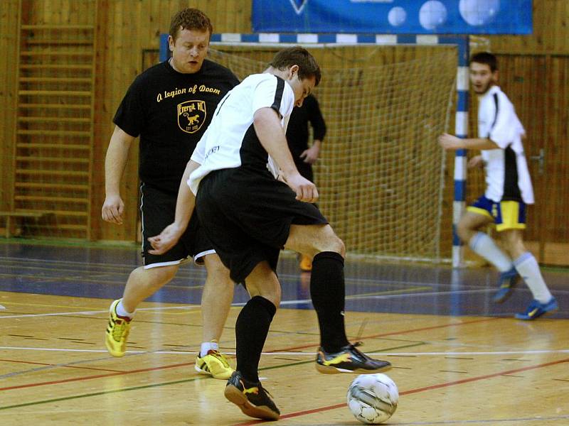 5. hrací den Club Deportivo futsalové ligy, 8. prosince 2011.