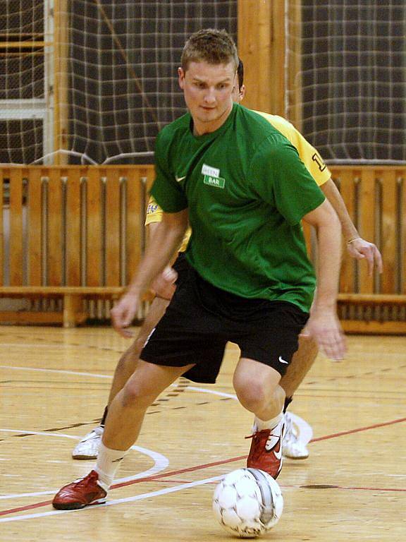 5. hrací den Club Deportivo futsalové ligy, 8. prosince 2011.