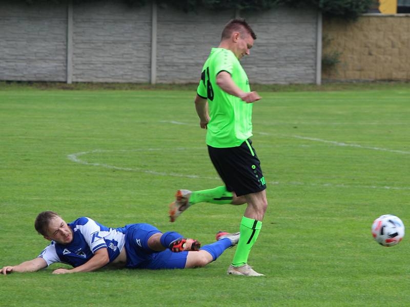 Letní fotbalová příprava: Hlízov - Vlašim B 5:2 (2:0).