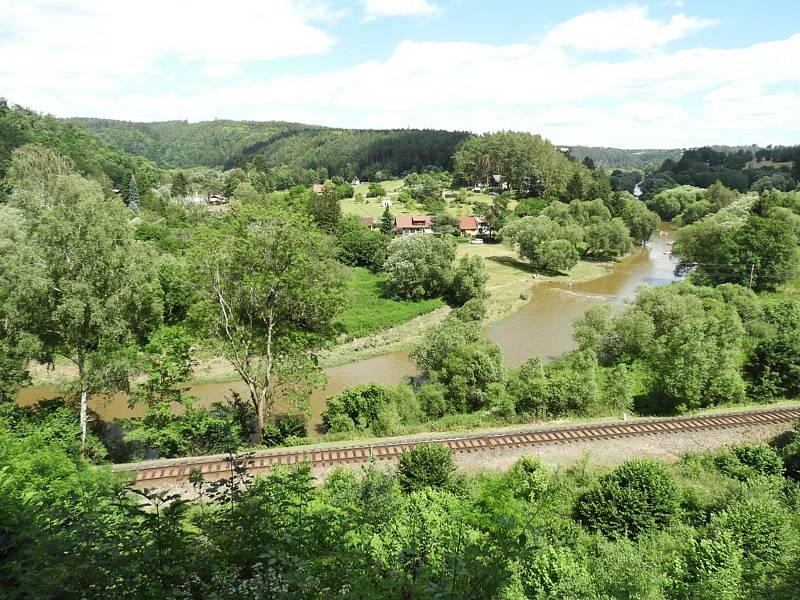 Přívlacká mušle, meandr řeky Sázavy.