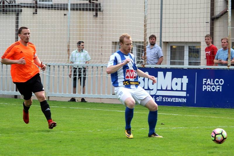 Fotbalová divize C: FK Čáslav - FK Letohrad 2:1 (1:1).