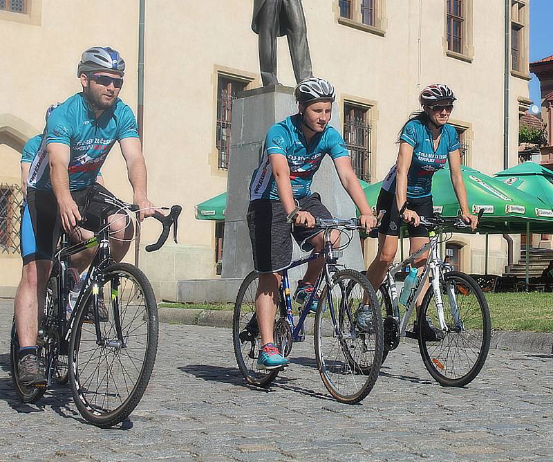 Jubilejní 15. ročník Cyklo-běhu za Českou republiku bez drog projel Kutnou Horou