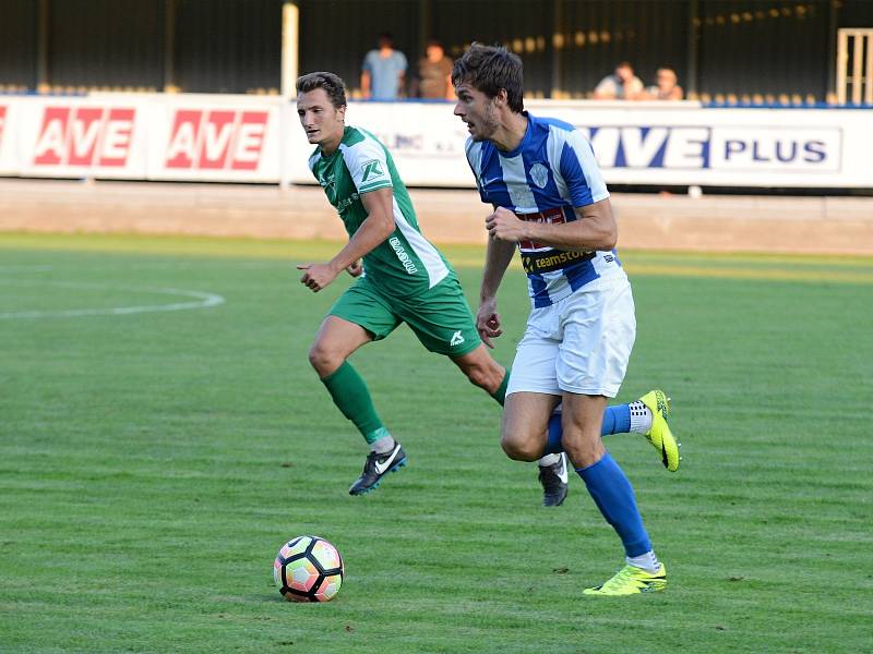 Fotbalisté Čáslavi dotáhli zápas 1. kola Mol Cupu do penaltového rozstřelu, ale v něm Vlašimi podlehli.