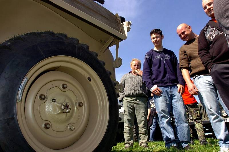 Výstava a burza veteránů v Puchři