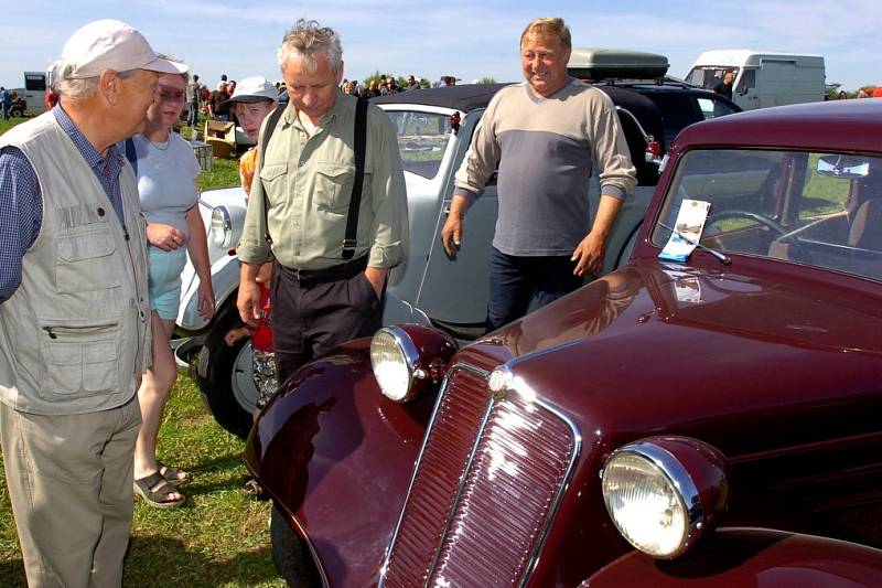 Výstava a burza veteránů v Puchři