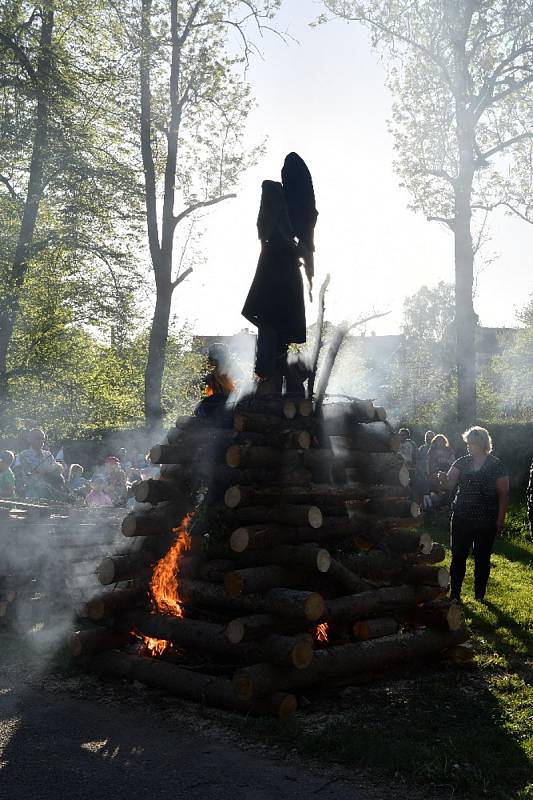 Bohatý čarodějnický program připravili v Kácově